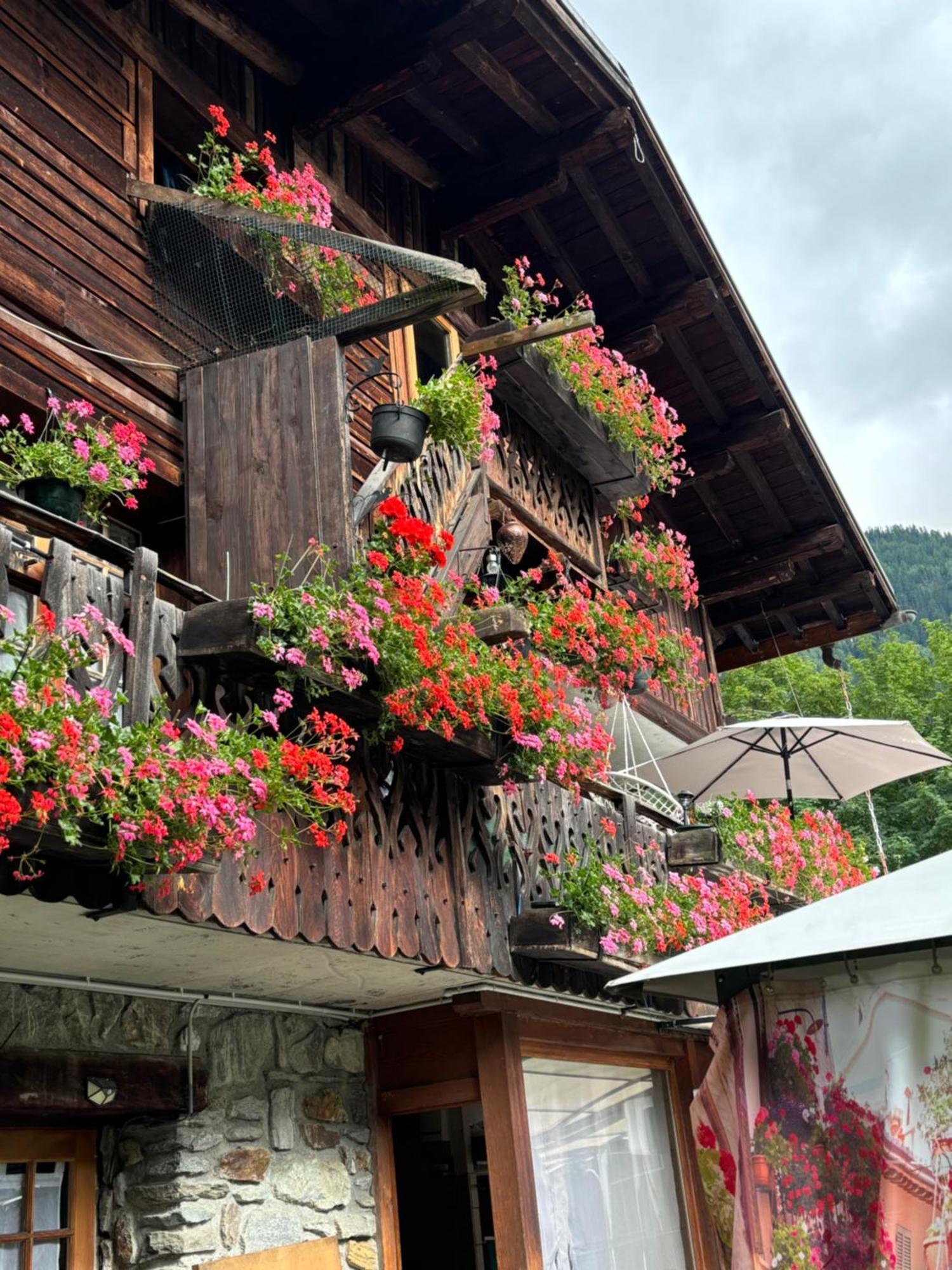 Gite La Montagne Chamonix Exterior photo
